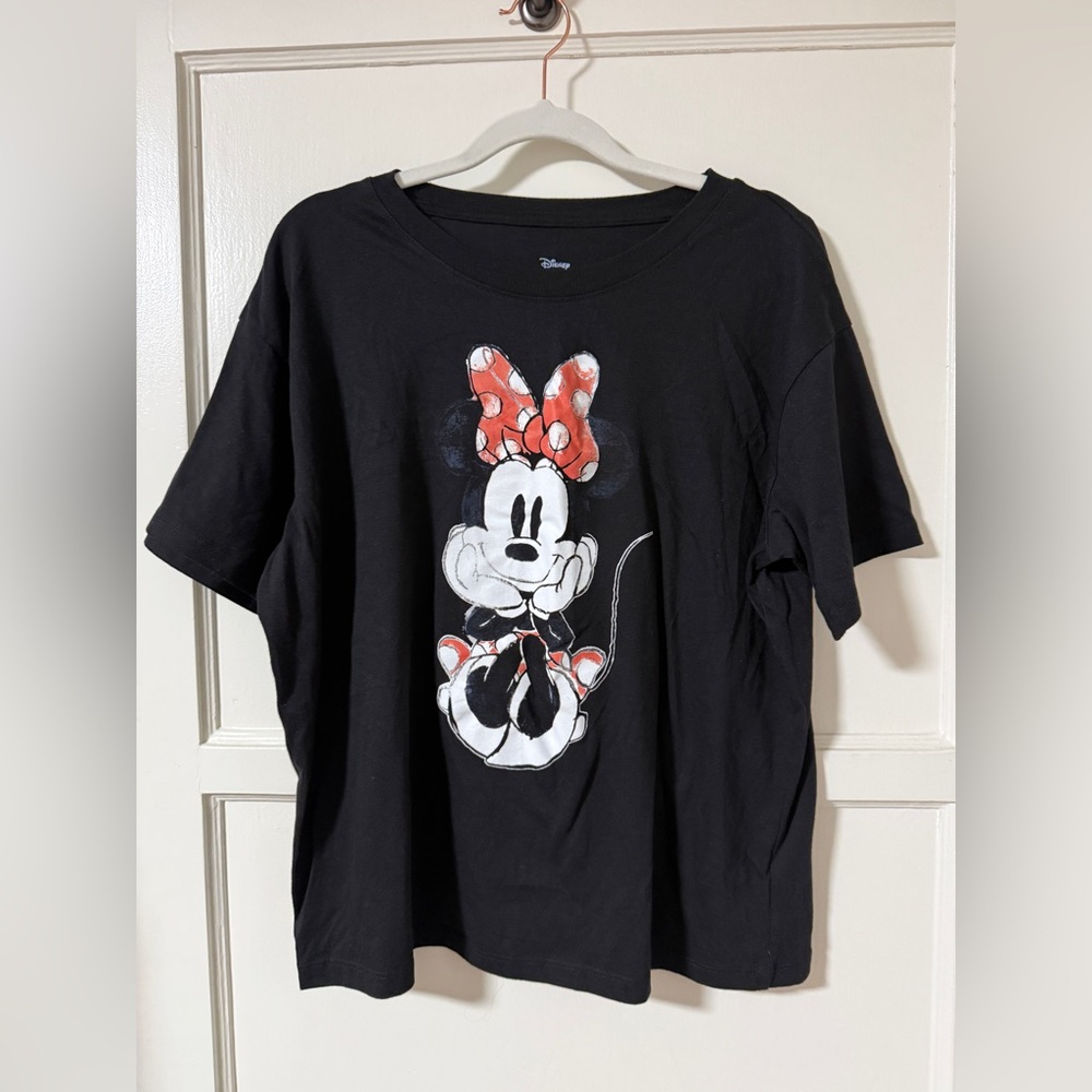 Disney Minnie Mouse and Red Polka Dot Bow Black Shirt Size XXL